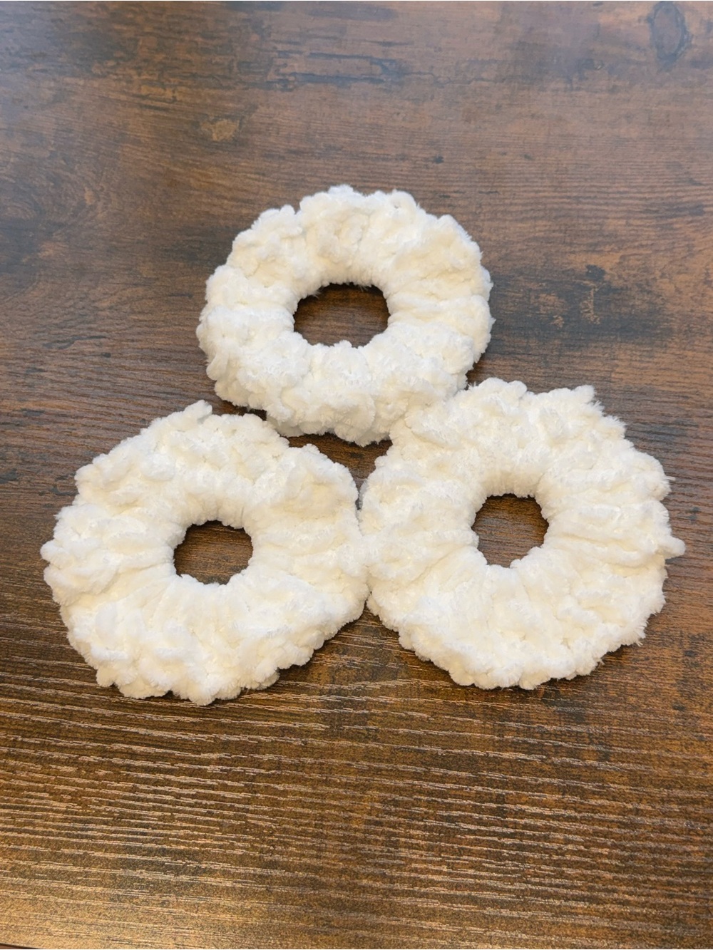 Plush Cream Velvet Scrunchie Set - Soft Textured Hair Accessory - Picture 5 of 6